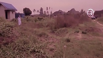 Si Cantik Hausa Fulani Menerima 100k Dari Oga Bang Untuk Pertemuan Oral Cepat Di Mobilnya