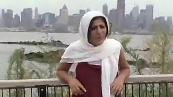 Roadside Pickup Turns Into Anal Sex At Home