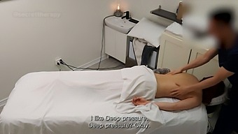 Voyeuristic Pleasure: Innocent Waitress Receives Unexpected Massage From Muscular Man