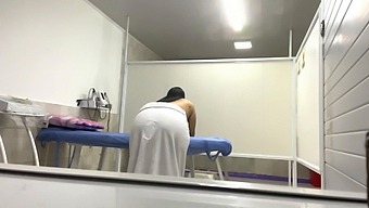 Latina Patient With Big Ass Gets Oiled Up In Doctor'S Office